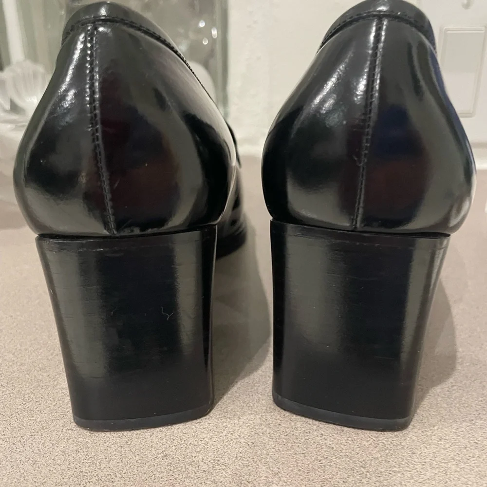 Gucci loafers Shoes 8 B - Picture 2 of 6